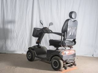 LM-600 grå
