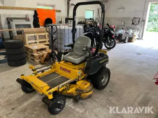 Græsslåmaskine Hustler Fastrak Super Duty zeroturn