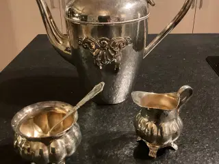 Sølvplet kaffekande sæt