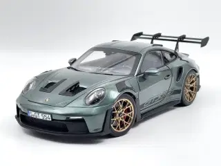 2022 Porsche 911 (992) GT3 RS Weissach Pack  1:18 