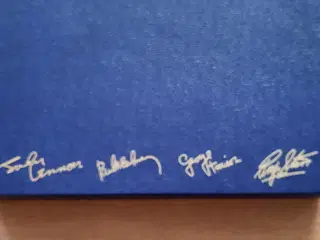 The Beatles, blå box