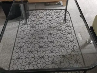 Sofabord med glasplade