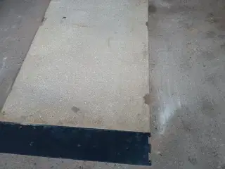 - - - - - - Senge måtter til senge båse