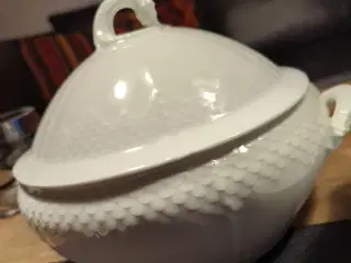 Elegance Hvid. Lille Terrine og Sauceskål