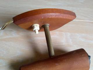 Træ lampe