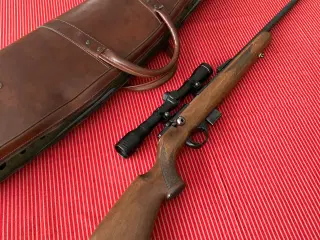 Salonriffel 22MAG, ARMSCOR, MODEL 1500. 