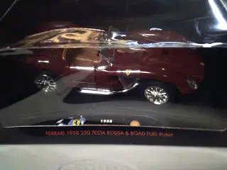 Legetøjsbil Ferrari 250 Testa Rossa + Road fuel pu