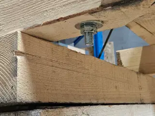Træ bjælker/kabel tromle holder