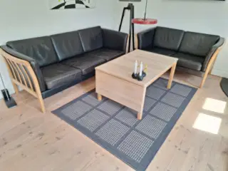 Lædersofa med sæbebehandlet bøgestel 3+ 2 pers.