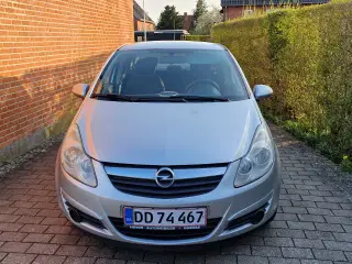 Opel corsa 1.2 aircon