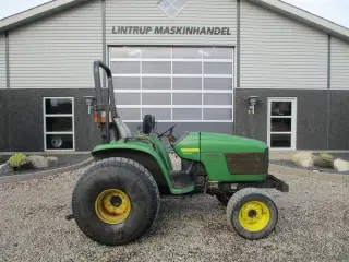 John Deere 4600 Med Græshjul