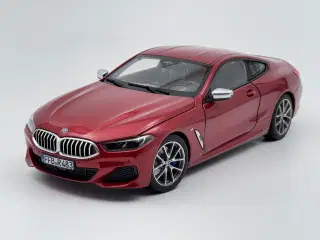 2018 BMW M850i Coupe 1:18 