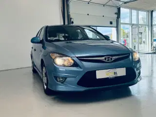 Hyundai i30 1,6 CRDi Comfort BlueDrive 90HK 5d 6g