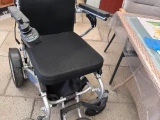 Foldbar Eloflex 7 elkørestol  sælges 