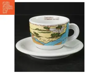 Dekoreret cappuccino kop og underkop fra D’Anc&#224;r (str. Y, 14,5 cm. h 6,5 cm, ø 8,5 cm)