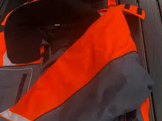 Kinetic flydedragt 