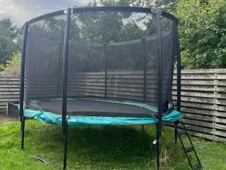 Trampolin