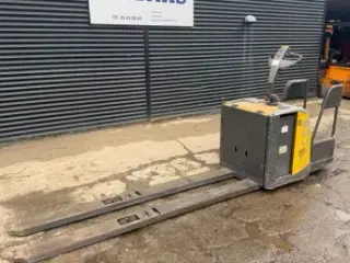 Elhund med lange gafler