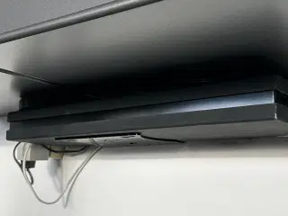 B&O Beocenter 2 og Beolab 8000 højtalere