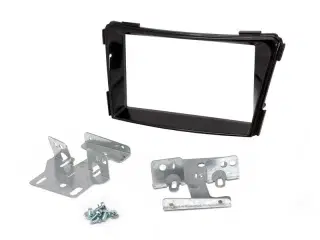 Connects2 CT23HY37 2-DIN kit i40 pianoso