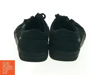 Sorte sneakers fra Auly (str. 30 )