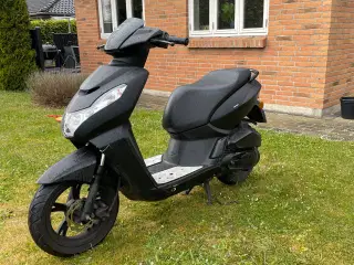 Peugeot kisbee 2t EFI 