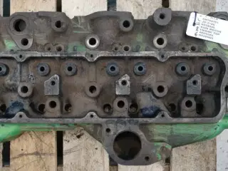 John Deere 6329 Topstykke AT20181