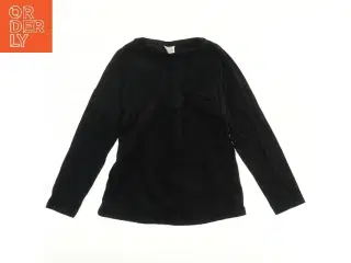 Langærmet sort bluse med detaljeret halsudskæring fra Zara (str. 122)