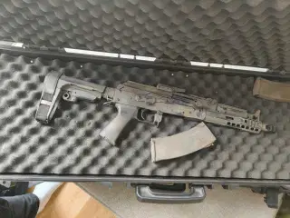 ARCTURUS AT-AK05E AKS-74U – Høj kvalitet AKS-74U  