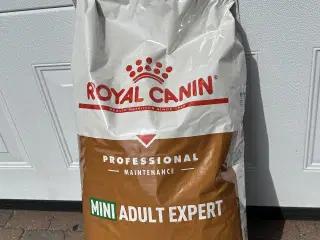 Royal Canin 17 kg. 