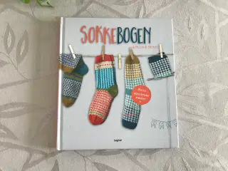SOKKEBOGEN  af Stine & Stitch
