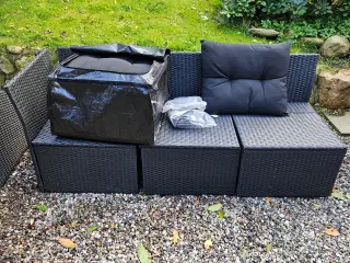 pollyrattan sofa