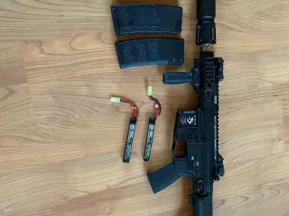 M4 sælges