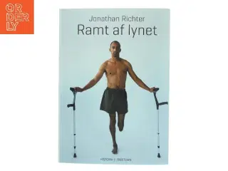 Ramt af lynet af Jonathan Richter (f. 1985-01-16) (Bog)