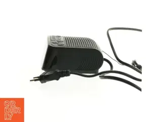 Sort vækkeur med FM radio fra Conzept (str. 12x11 cm)