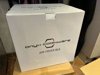 ONYX airfryer 8L.