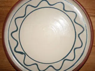 Keramik-tallerkener købes