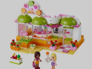 Lego juice bar