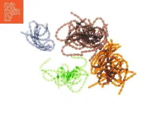 Glasperler på snor i forskellige farver (str. 16 x 16 cm)