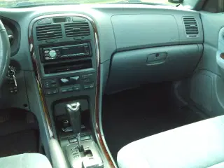 Kia Magentis 2,5 aut. benzin 