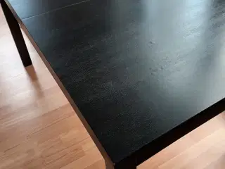 Spisebord fra Ikea
