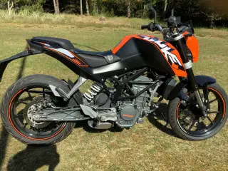 KTM Duke 200