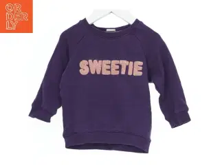 Sweatshirt med 'SWEETIE' tekst fra H&M (str. 74)