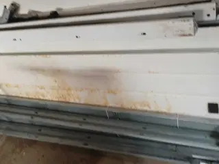 Garageport m/fjernbetjening 260 x 200