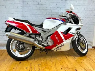 Yamaha FZR 1000 EXUP - 145 HK.