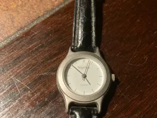 Ingelise armbånds ur