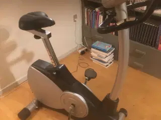 Motionscykel sælges
