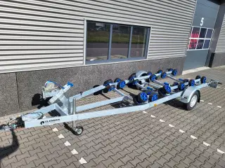 Vlemmix Bådtrailer 630x220 1800 Flex-Roll