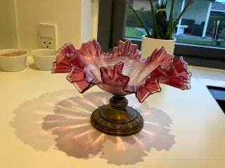 Blonde porcelæns fad og ler fad