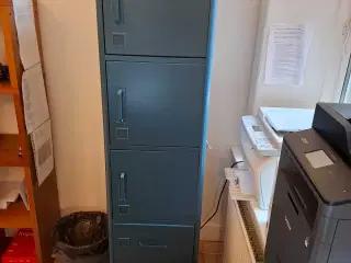 IDÅSEN IKEA skab med lås 